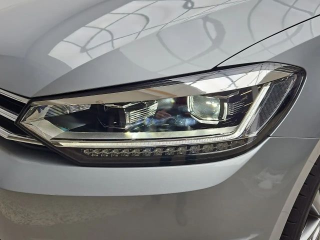 Volkswagen Touran 1.5 TSI DSG Highline