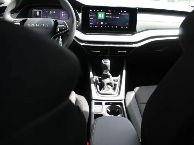 Skoda Octavia Essence TSI