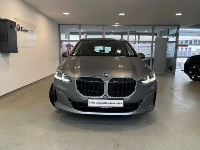 BMW 220 220i Active Tourer