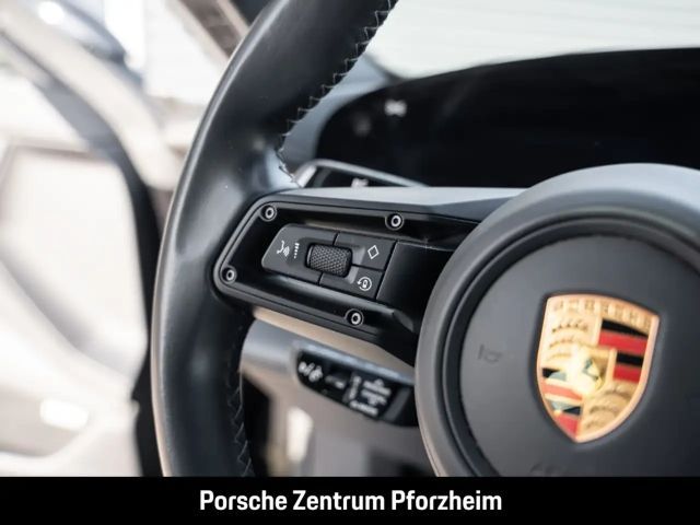 Porsche Taycan 4S Cross Turismo