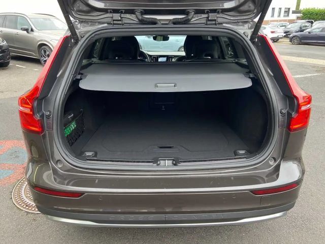 Volvo V60 Cross Country AWD Ultimate