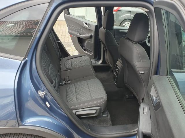 Ford Kuga Cool & Connect