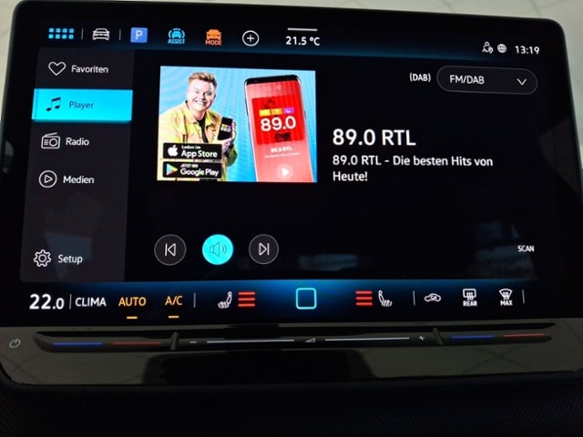 Volkswagen T-Roc 1.5 l eTSI LED+ Kamera Navi Allwetter"17"