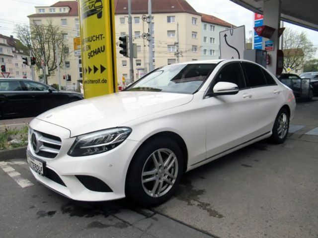 Mercedes-Benz C 200 AVANTGARDE C 200 d Sedan