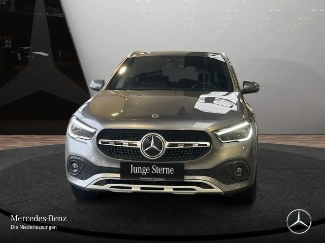 Mercedes-Benz GLA 200 GLA 200 d Style