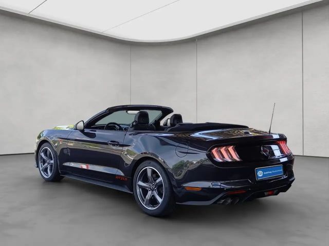 Ford Mustang Convertible GT 5.0 V8