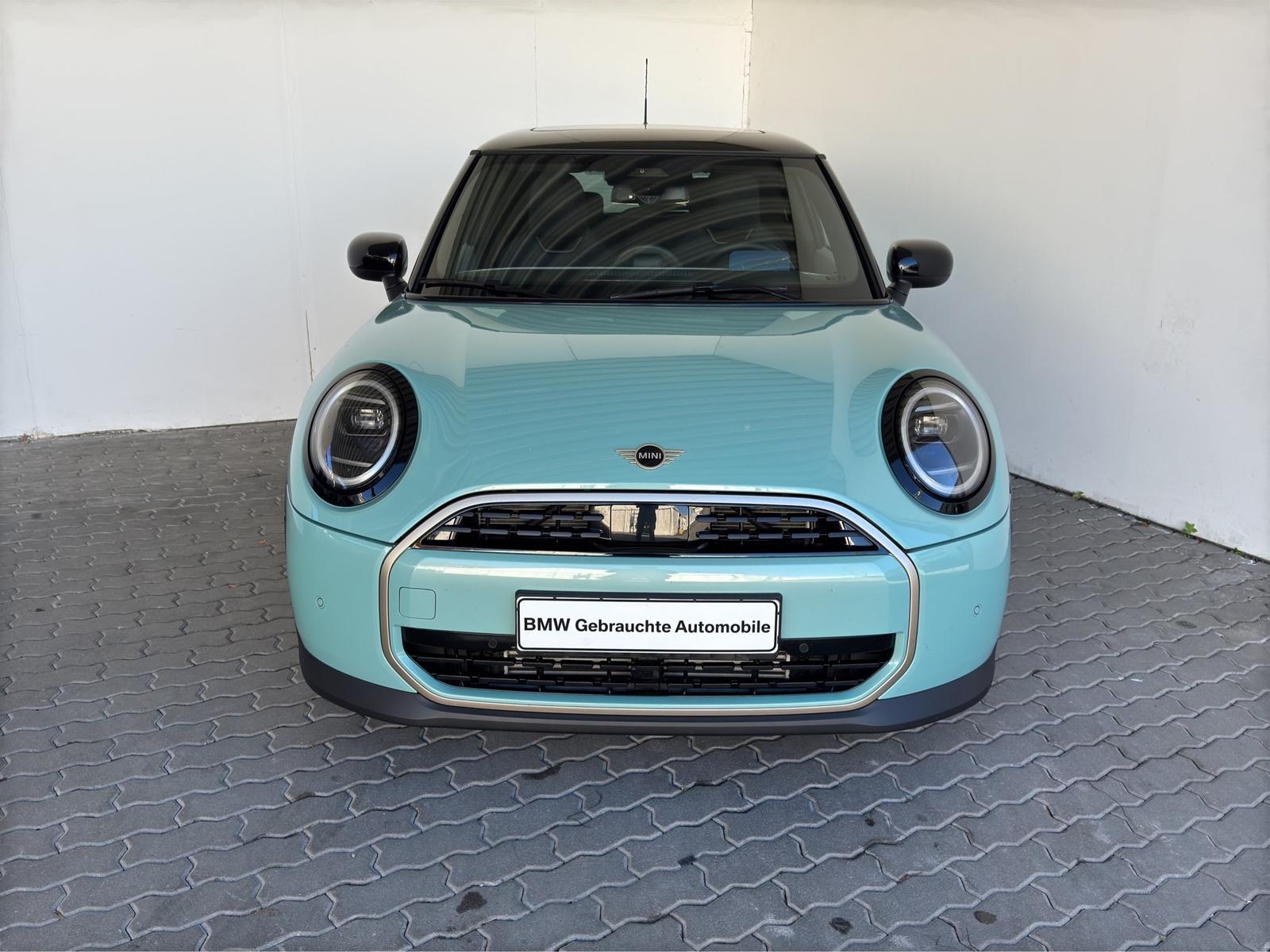 MINI Cooper 3-deurs Favoured