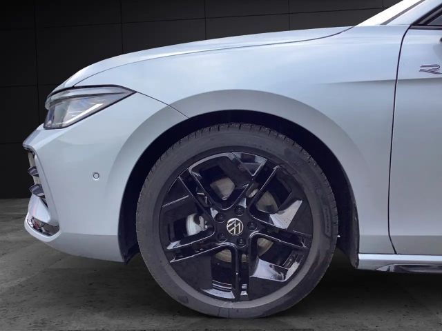 Volkswagen Passat R-Line Style