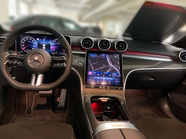 Mercedes-Benz C 200 AMG Line Sedan