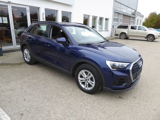 Audi Q3 35 TDI S-Tronic