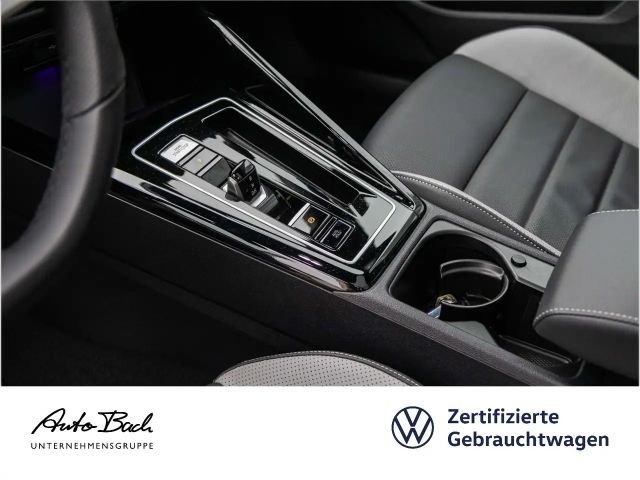 Volkswagen Golf 2.0 TDI DSG Golf VIII Variant