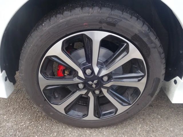 Mitsubishi Space Star Invite MIVEC Star