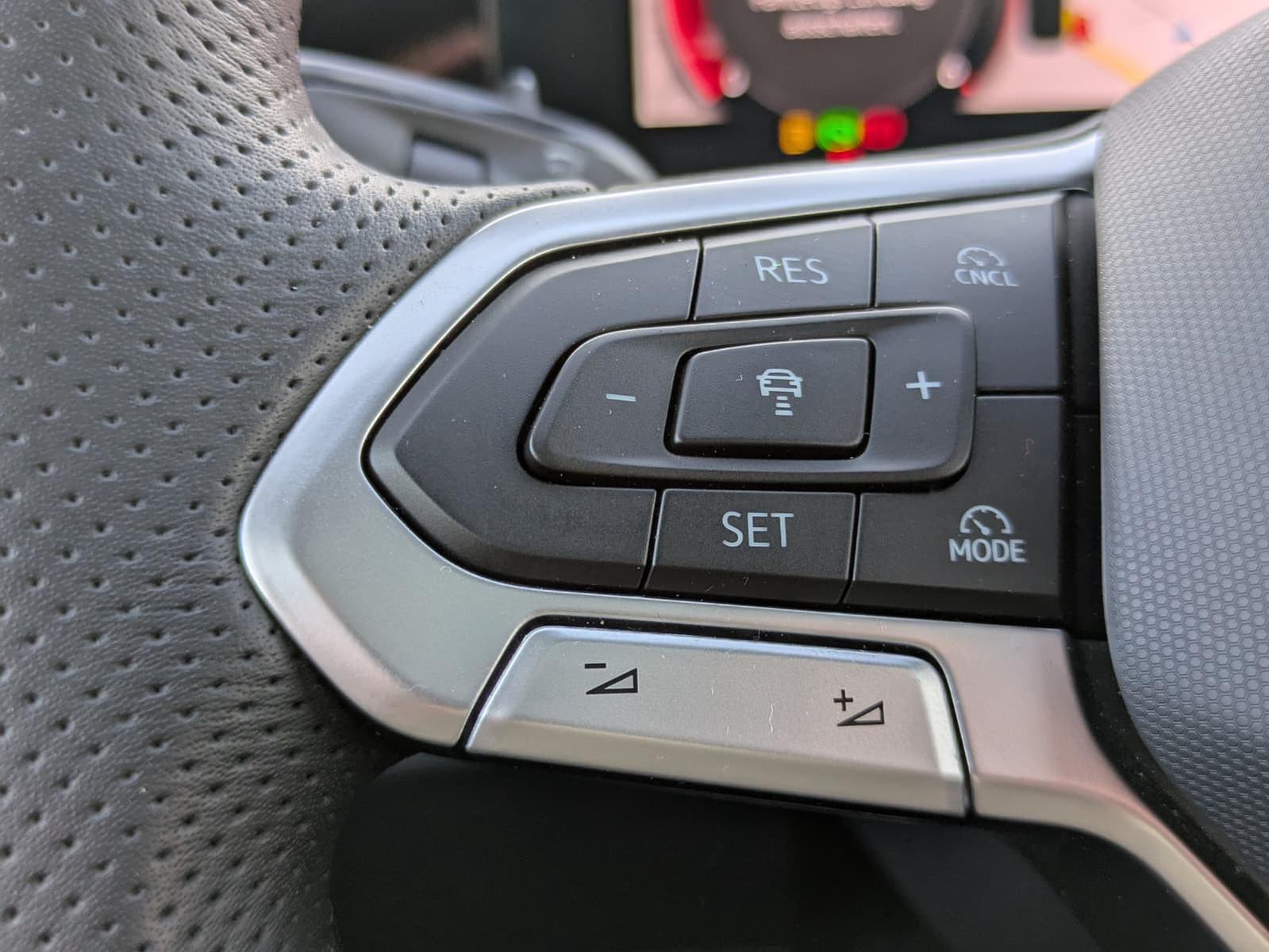 Volkswagen Tayron 2.0 TDI R-Line