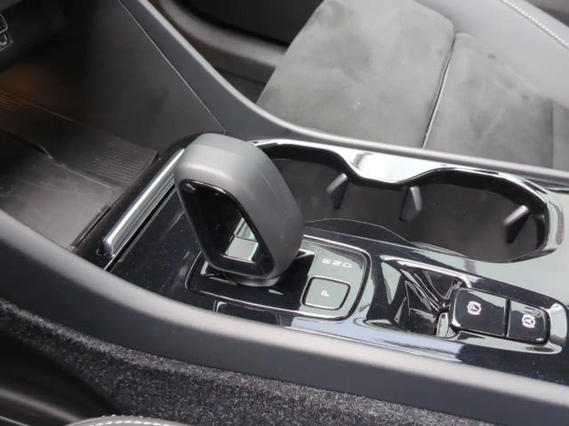 Volvo XC40 Dark Recharge T5 Ultimate