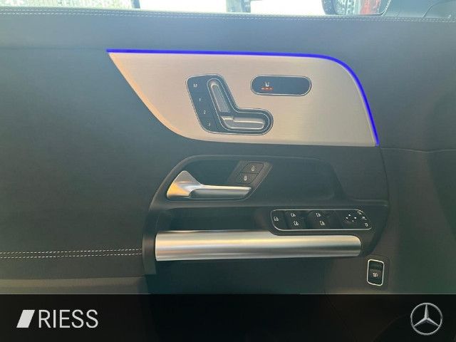 Mercedes-Benz GLA 200 4MATIC GLA 200 d