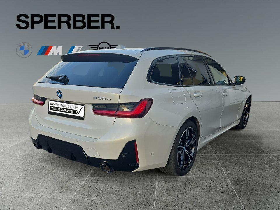 BMW 330 330e Touring