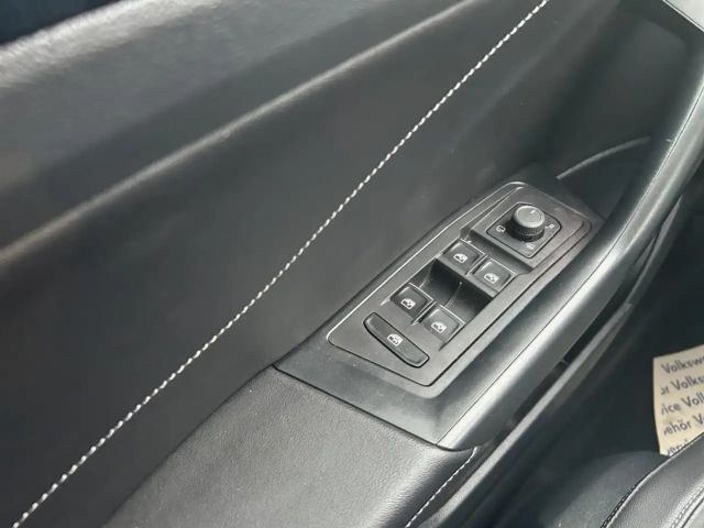 Volkswagen T-Roc 1.5 TSI DSG Plus R-Line