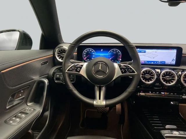 Mercedes-Benz CLA 200 Coupé