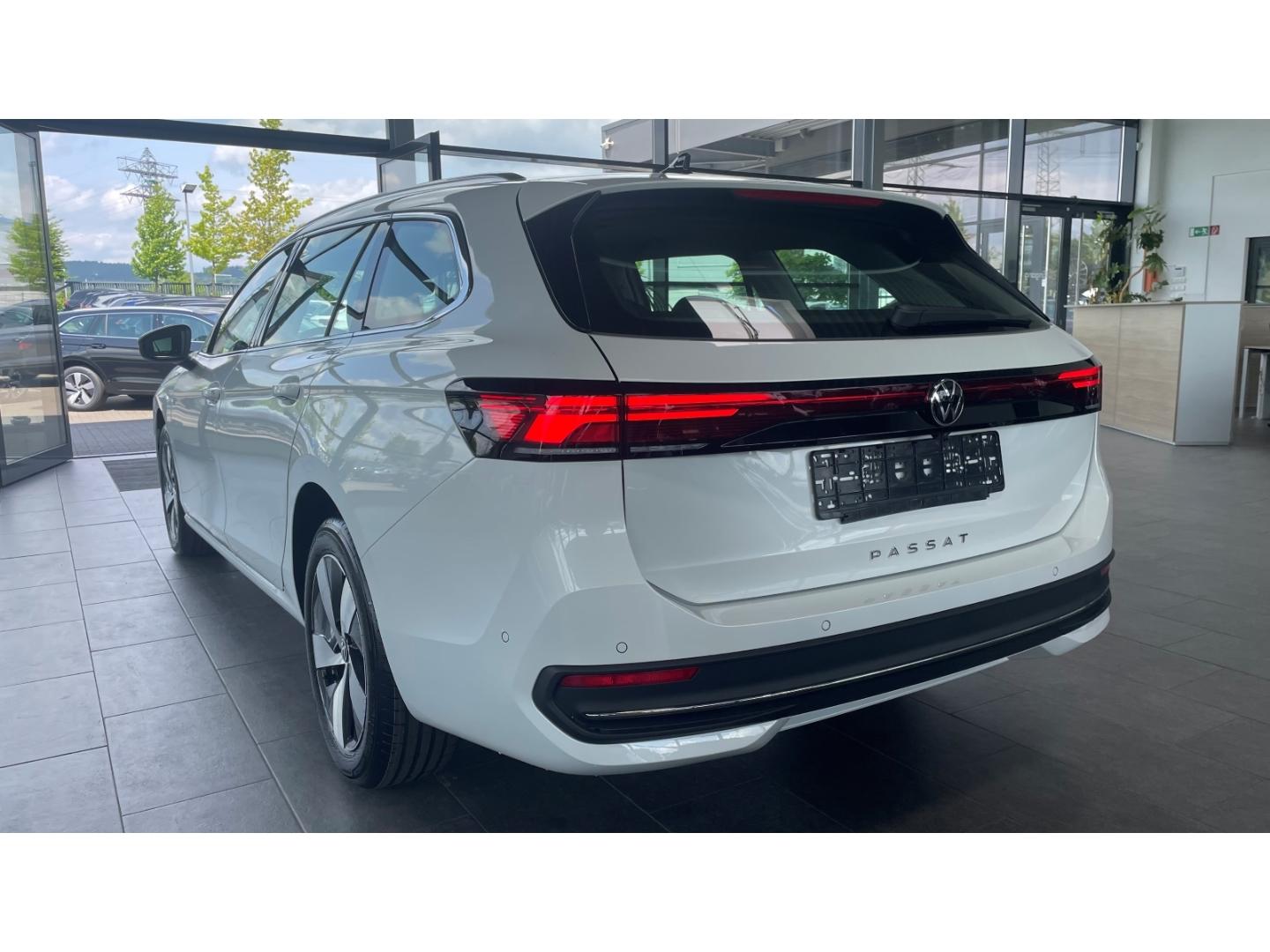 Volkswagen Passat Business IQ.Drive Variant