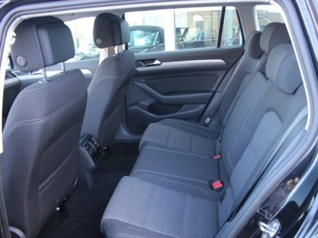 Volkswagen Passat 2.0 TDI Business DSG Variant
