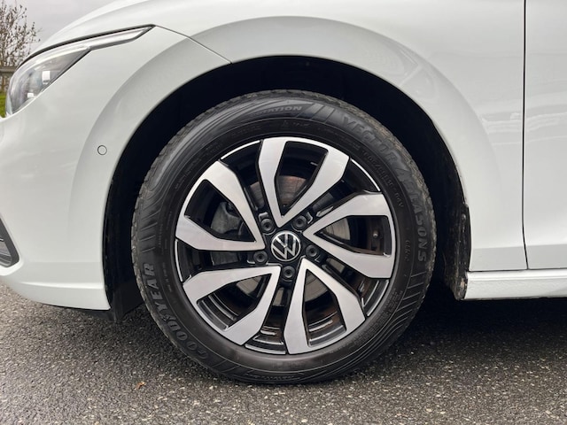 Volkswagen Golf 2.0 TDI DSG Golf VIII