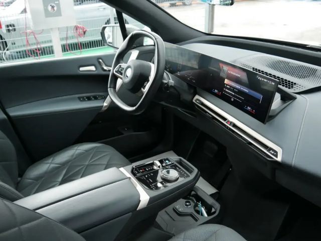 BMW iX xDrive40