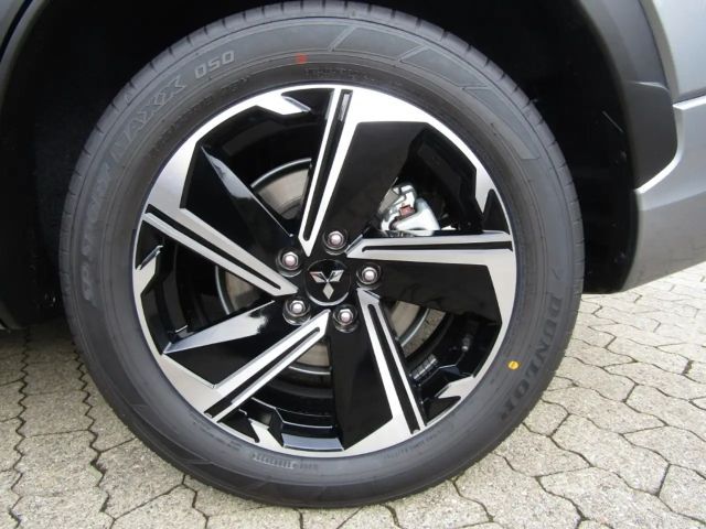 Mitsubishi Eclipse Cross 4WD PHEV