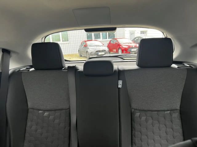 Toyota Yaris Hatchback Hybride VVT-i