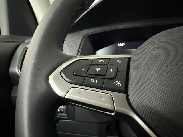 Volkswagen T-Cross 4Me TSI