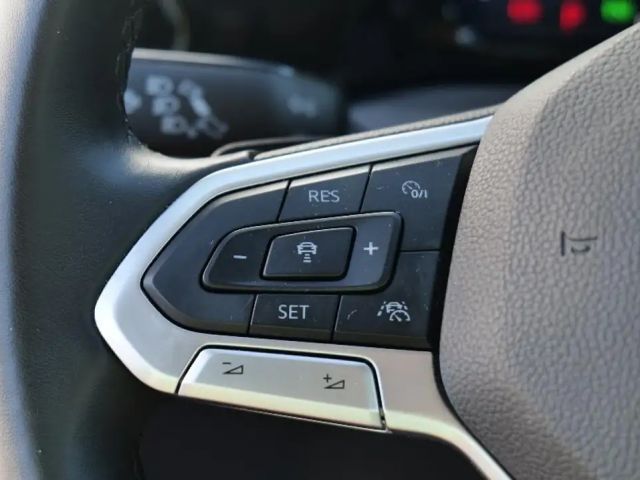 Volkswagen Golf 1.5 eTSI DSG Golf VIII Style