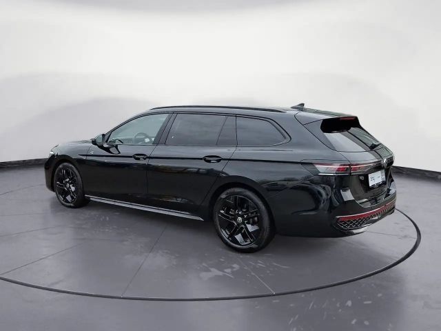 Volkswagen Passat DSG R-Line