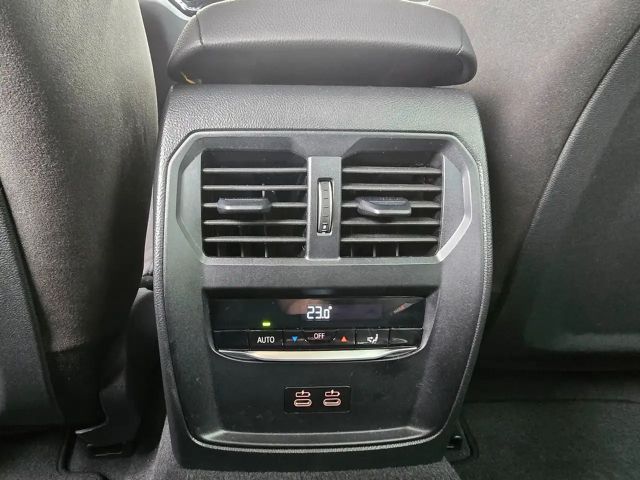 BMW 330 330e Touring