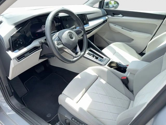 Volkswagen Golf DSG Life