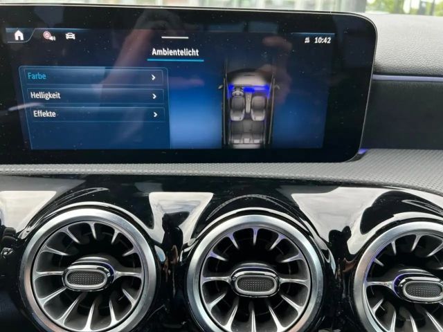 Mercedes-Benz A 35 AMG 4MATIC AMG Line