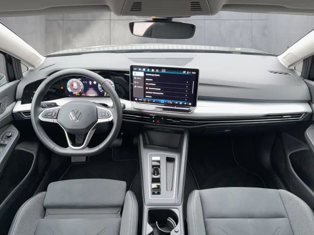 Volkswagen Golf DSG Life