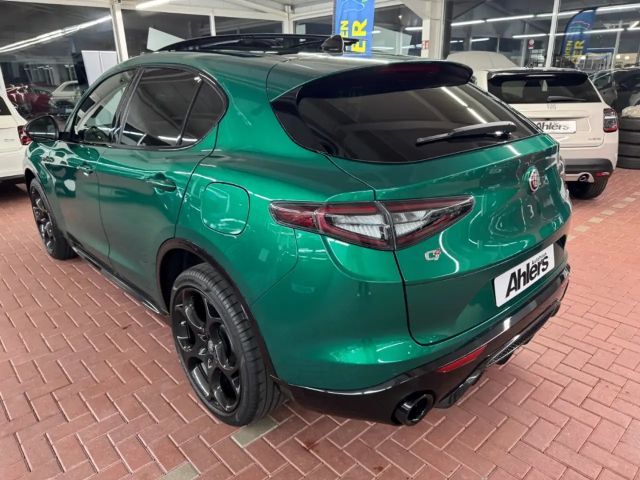 Alfa Romeo Stelvio Q4 Veloce