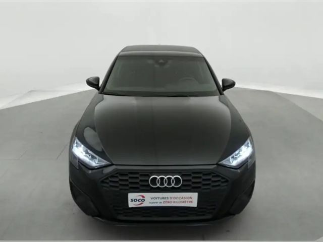 Audi A3 30 TDI Attraction Avant Sedan