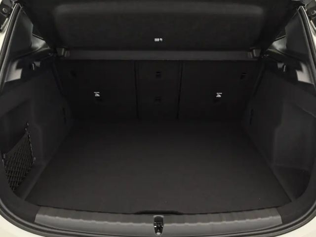 BMW 218 218d Active Tourer Sedan