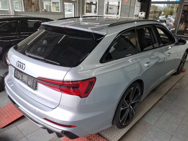 Audi S6 Avant Quattro