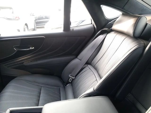 Lexus LS-Serie 4x4 Executive Line