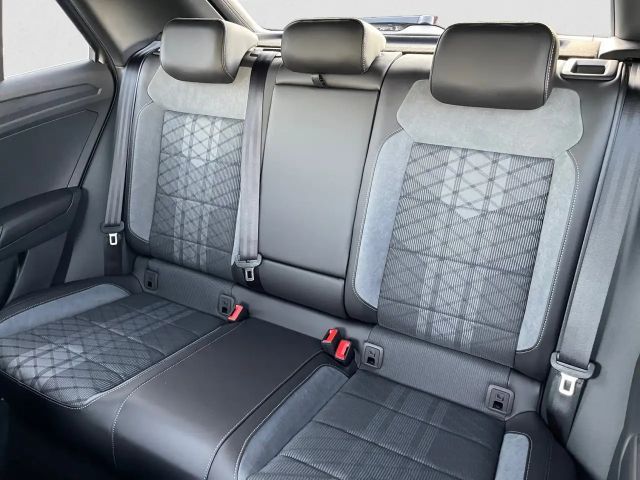 Volkswagen T-Roc DSG R-Line