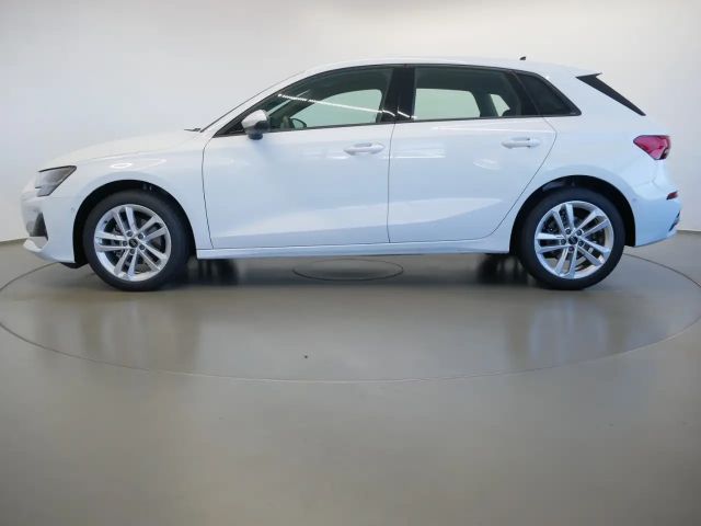 Audi A3 30 TFSI Sedan Sportback
