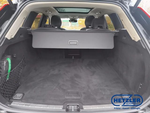 Volvo XC60 AWD Dark Ultimate