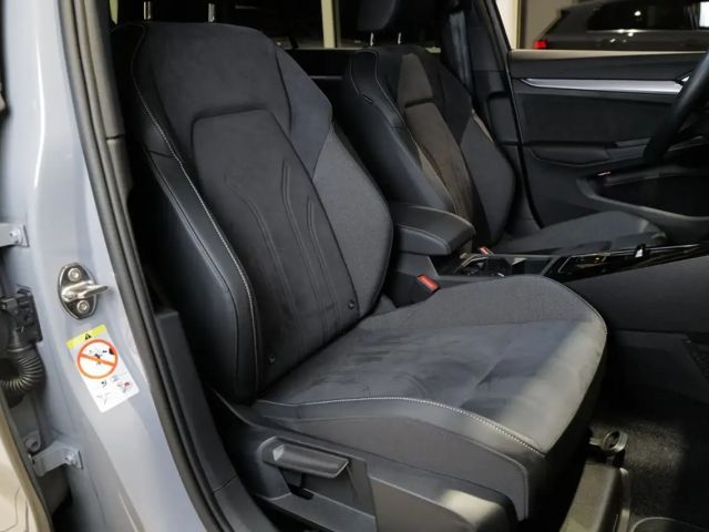 Volkswagen Golf 1.5 eTSI DSG Golf VIII