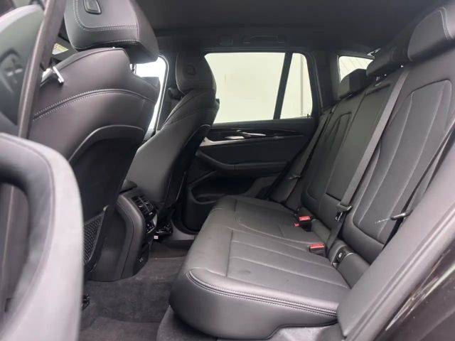 BMW X3 dA Sportpaket LCProf HUD Parkass+ HUD