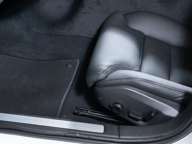 Volvo S60 Dark Plus