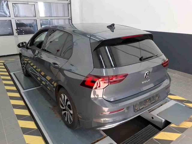 Volkswagen Golf 2.0 TDI DSG Golf VIII IQ.Drive