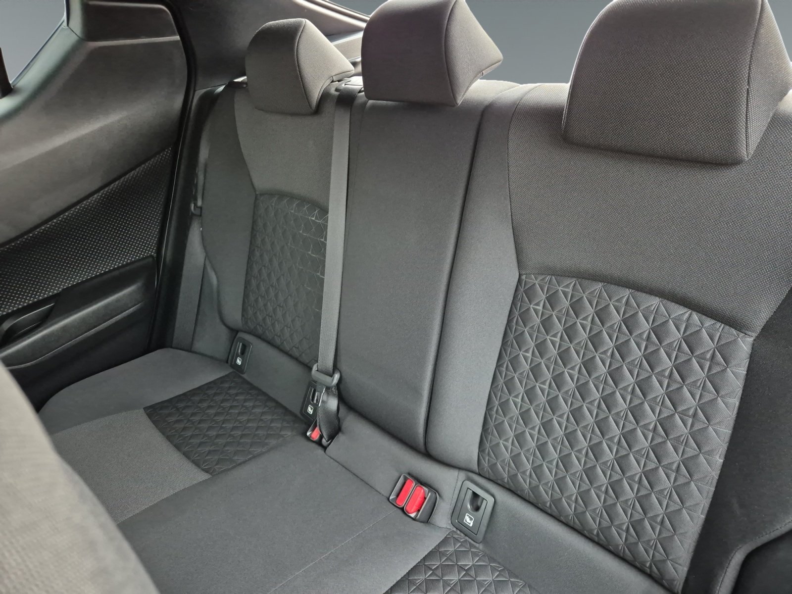 Toyota C-HR 5-deurs Team D