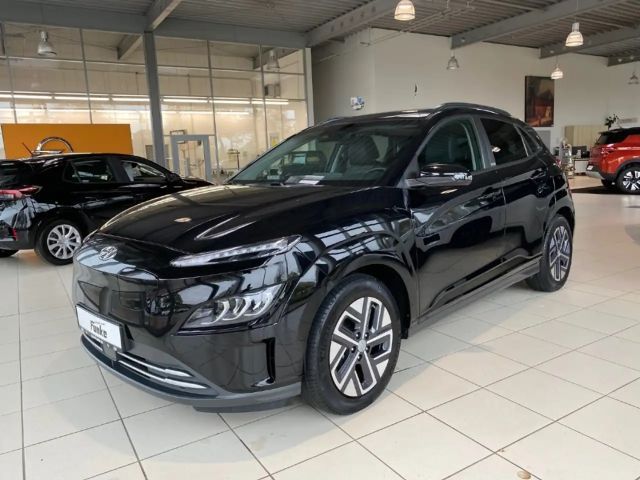 Hyundai Kona 2WD Prime