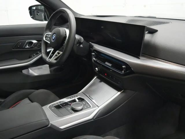 BMW 330 330e M-Sport Touring